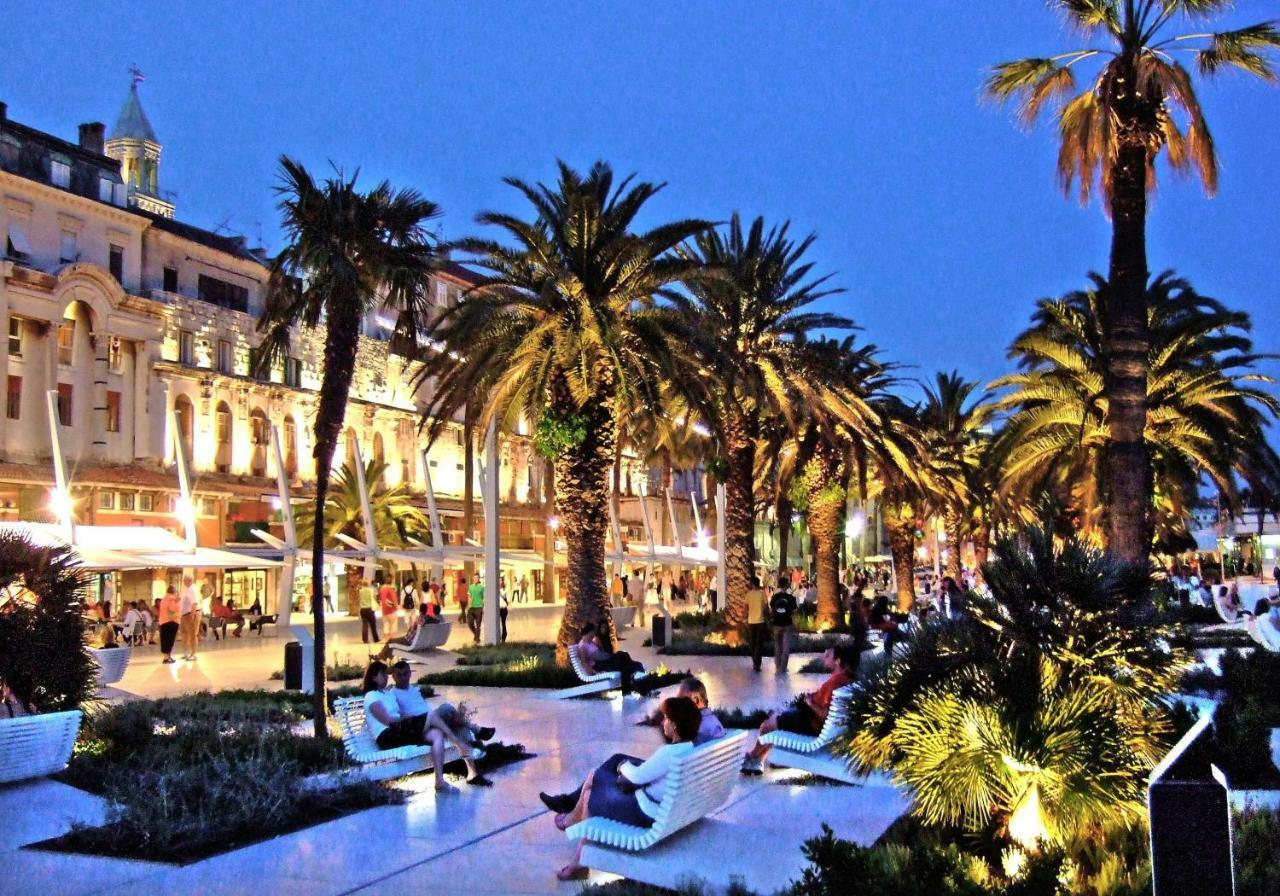 Luxury Apartment Riva With A Magnificient View Split Buitenkant foto